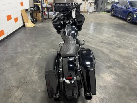 More photos of 2021 HARLEY DAVIDSON ROAD GLIDE SPECIAL FLTRXS at Moto Boutique, OH