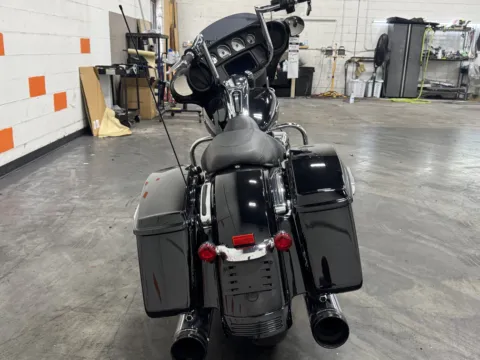More photos of 2023 HARLEY DAVIDSON STREET GLIDE FLHX at Moto Boutique, OH