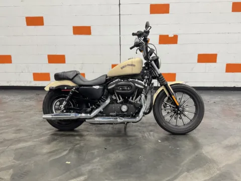 Beige 2014 HARLEY DAVIDSON 883 IRON XL883N for sale in Columbus, OH