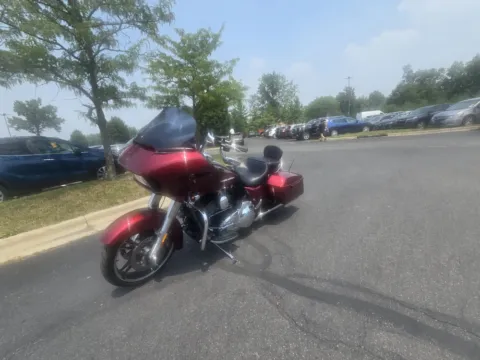 Another view of 2016 HARLEY DAVIDSON ROAD GLIDE SPECIAL FLTRXS for sale in Columbus, OH at Moto Boutique