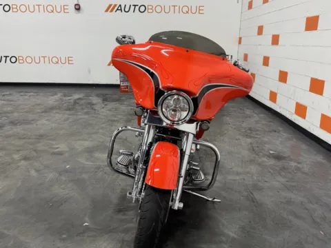 More photos of 2004 HARLEY DAVIDSON SCREAMING EAGLE ELECTRA GLIDE FLHTCSE at Moto Boutique, OH