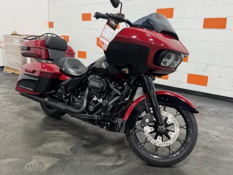 Photos of 2021 HARLEY DAVIDSON ROAD GLIDE SPECIAL FLTRXS for sale in Columbus, OH at Moto Boutique