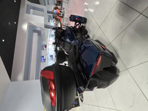 More photos of 2023 CAN AM SPYDER F3 LIMITED at Moto Boutique, OH