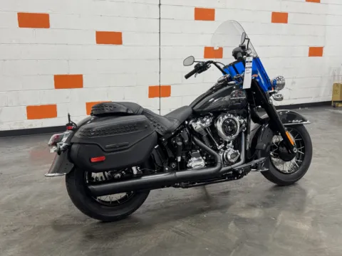 Another view of 2026 HARLEY DAVIDSON HERITAGE SOFTAIL CLASSIC LIMITED FLHC for sale in Columbus, OH at Moto Boutique