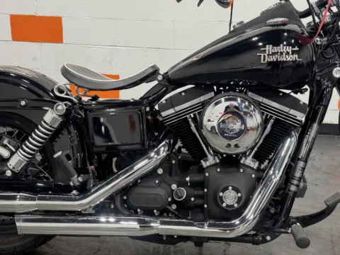 More photos of 2013 HARLEY DAVIDSON STREET BOB FXDB at Moto Boutique, OH