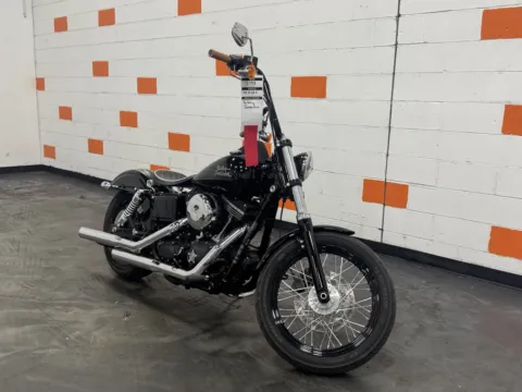 Photos of 2013 HARLEY DAVIDSON STREET BOB FXDB for sale in Columbus, OH at Moto Boutique