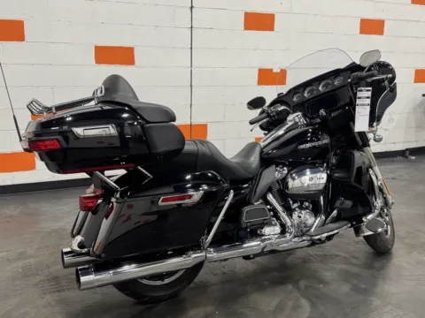 Another view of 2019 Harley-Davidson Electra Glide Ultra Limited for sale in Columbus, OH at Moto Boutique