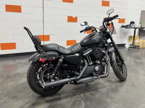 Another view of 2016 HARLEY DAVIDSON IRON XL883N for sale in Columbus, OH at Moto Boutique