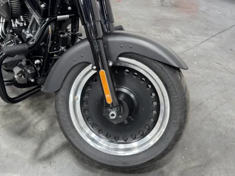 More photos of 2016 HARLEY DAVIDSON FAT BOY S FLSTFBS at Moto Boutique, OH