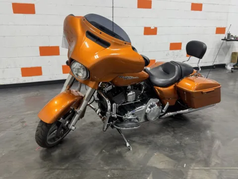 Another view of 2015 HARLEY DAVIDSON STREET GLIDE SPECIAL FLHXS for sale in Columbus, OH at Moto Boutique