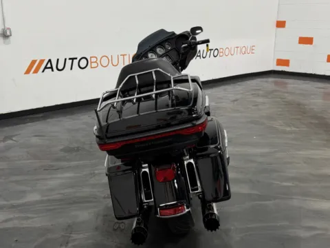 More photos of 2014 HARLEY DAVIDSON ULTRA CLASSIC FLHTCU at Moto Boutique, OH