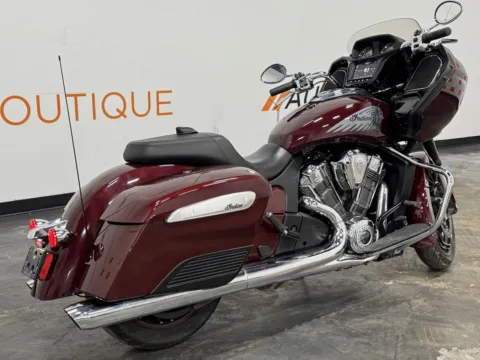 More photos of 2022 INDIAN CHALLENGER LIMITED at Moto Boutique, OH