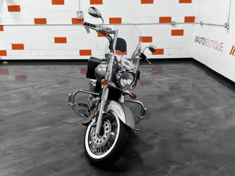 More photos of 2020 SUZUKI BOULEVARD C50T at Moto Boutique, OH