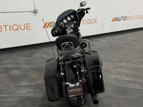 More photos of 2015 Harley-Davidson Street Glide Special at Moto Boutique, OH