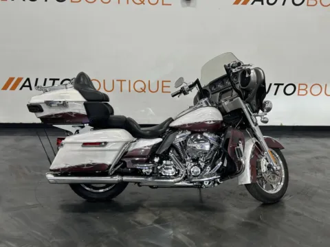White 2015 HARLEY DAVIDSON ULTRA LIMITED CVO FLHTKSE for sale in Columbus, OH