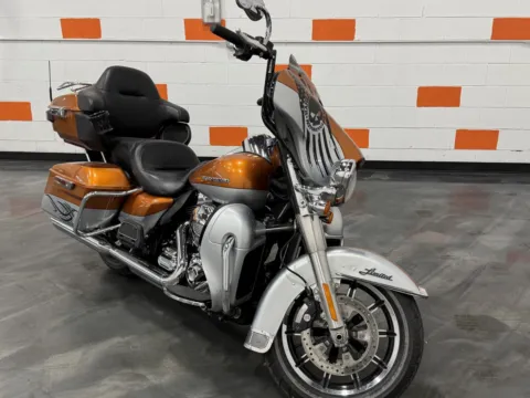 Another view of 2014 HARLEY DAVIDSON ULTRA LIMITED FLHTK for sale in Columbus, OH at Moto Boutique