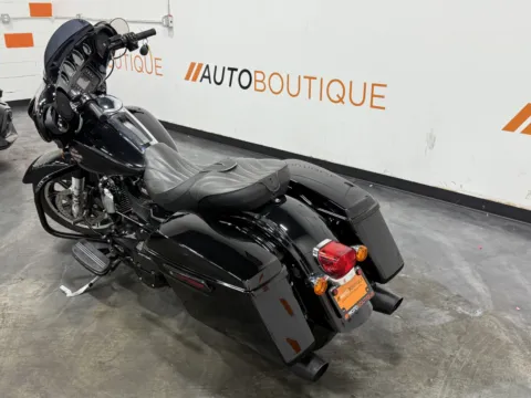 Photos of 2018 Harley-Davidson Street Glide Special for sale in Columbus, OH at Moto Boutique
