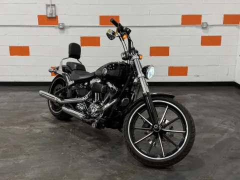 Another view of 2014 HARLEY DAVIDSON BREAKOUT FXSB for sale in Columbus, OH at Moto Boutique