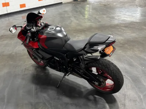 More photos of 2017 SUZUKI GSXR 600 at Moto Boutique, OH