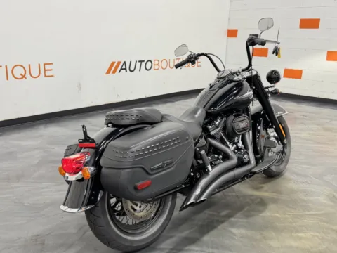Another view of 2019 HARLEY DAVIDSON HERITAGE CLASSIC 114 FLHCS for sale in Columbus, OH at Moto Boutique