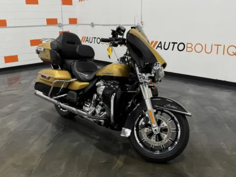 Photos of 2017 HARLEY DAVIDSON ULTRA LIMITED FLHTK for sale in Columbus, OH at Moto Boutique
