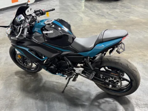 More photos of 2021 KAWASAKI NINJA 650 ABS at Moto Boutique, OH