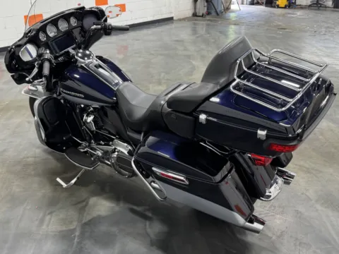 More photos of 2019 HARLEY DAVIDSON ULTRA LIMITED FLHTK at Moto Boutique, OH