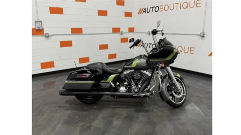 Black 2015 HARLEY DAVIDSON ROAD GLIDE SPECIAL FLTRXS for sale in Columbus, OH