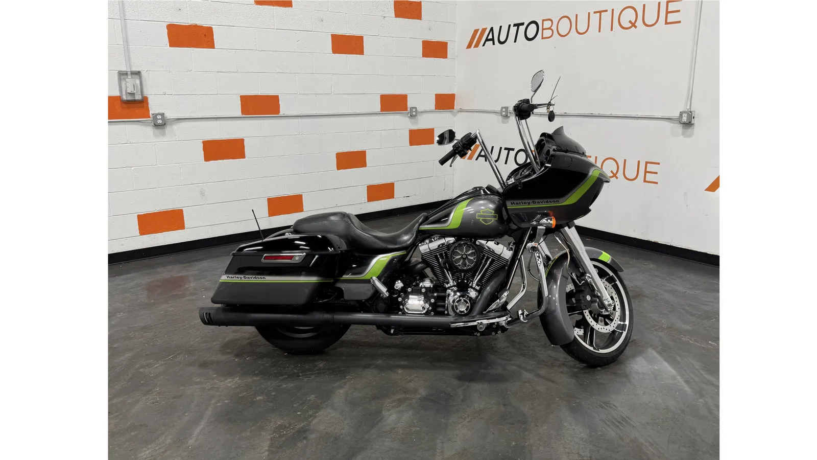 Black 2015 HARLEY DAVIDSON ROAD GLIDE SPECIAL FLTRXS for sale in Columbus, OH
