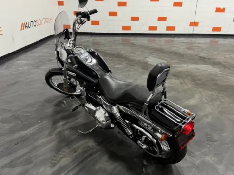 More photos of 2006 HARLEY DAVIDSON WIDE GLIDE FXDWGI at Moto Boutique, OH
