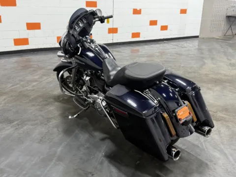 More photos of 2019 HARLEY DAVIDSON STREET GLIDE FLHX at Moto Boutique, OH