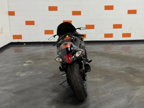 More photos of 2018 SUZUKI HAYABUSA 1340 at Moto Boutique, OH
