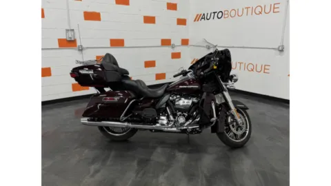 Red 2021 HARLEY DAVIDSON ULTRA LIMITED FLHTK for sale in Columbus, OH
