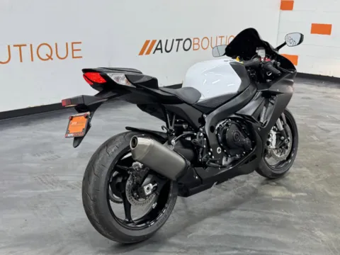 Another view of 2023 Suzuki GSX-R for sale in Columbus, OH at Moto Boutique