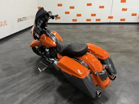 More photos of 2023 HARLEY DAVIDSON STREET GLIDE SPECIAL FLHXS at Moto Boutique, OH