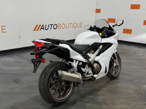 Another view of 2014 HONDA INTERCEPTOR for sale in Columbus, OH at Moto Boutique