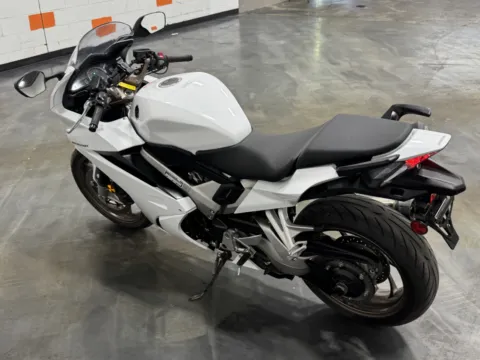 More photos of 2014 HONDA INTERCEPTOR at Moto Boutique, OH