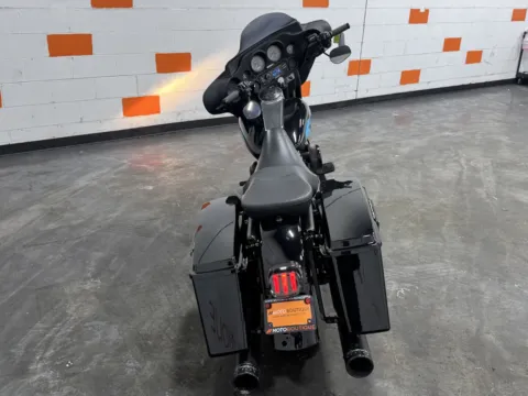 More photos of 2007 HARLEY DAVIDSON ELECTRA GLIDE FLHT at Moto Boutique, OH