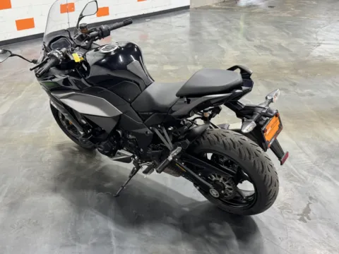 More photos of 2020 KAWASAKI NINJA 1000 SX at Moto Boutique, OH