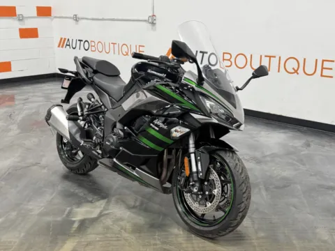 Photos of 2020 KAWASAKI NINJA 1000 SX for sale in Columbus, OH at Moto Boutique