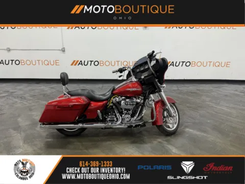 Red 2018 HARLEY DAVIDSON STREET GLIDE FLHX for sale in Columbus, OH