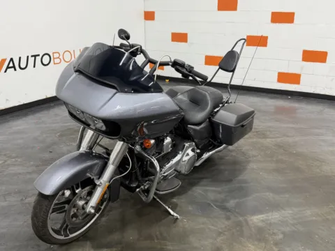 Another view of 2016 Harley-Davidson Road Glide for sale in Columbus, OH at Moto Boutique