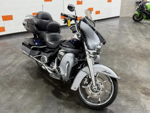 More photos of 2019 HARLEY DAVIDSON ULTRA LIMITED FLHTK at Moto Boutique, OH