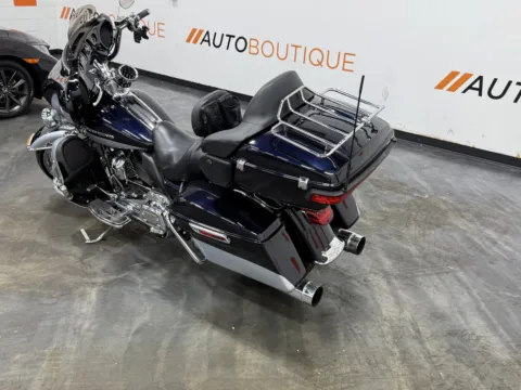 Photos of 2019 HARLEY DAVIDSON ULTRA LIMITED FLHTK for sale in Columbus, OH at Moto Boutique