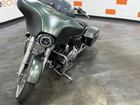 Another view of 2013 HARLEY DAVIDSON STREET GLIDE FLHX for sale in Columbus, OH at Moto Boutique
