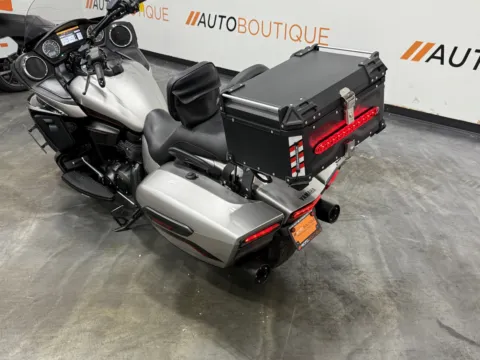 Photos of 2018 YAMAHA STAR ELUDER for sale in Columbus, OH at Moto Boutique