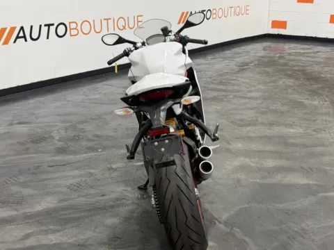 More photos of 2020 DUCATI SUPERSPORT S at Moto Boutique, OH
