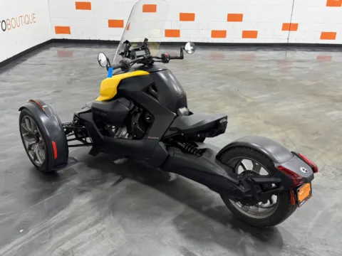More photos of 2023 CAN AM RYKER 900 ACE at Moto Boutique, OH