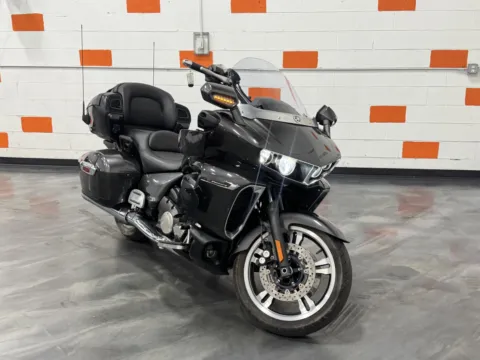 Photos of 2018 YAMAHA STAR VENTURE for sale in Columbus, OH at Moto Boutique