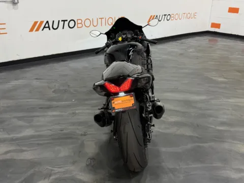 More photos of 2018 KAWASAKI ZX14R ABS SE at Moto Boutique, OH